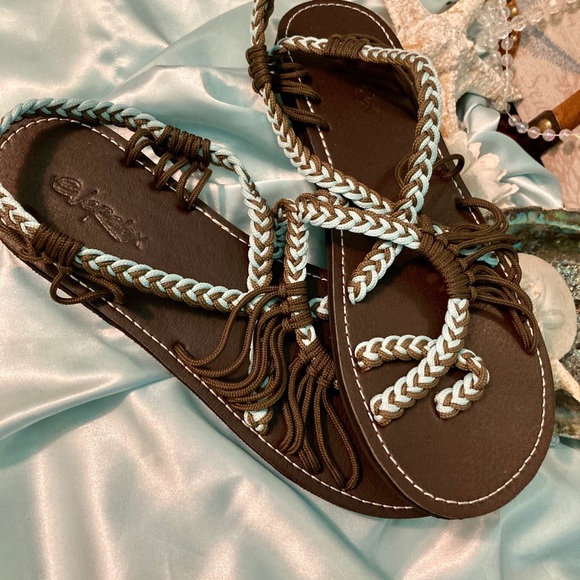 Women’s Everelax  Brown & Blue  Braided Sandals - Picture 5 of 7